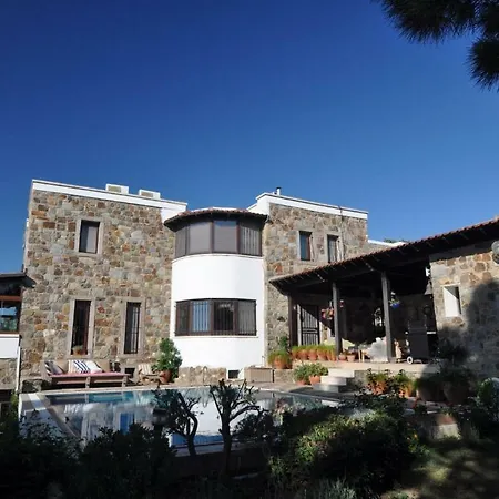 Villa Gurece *